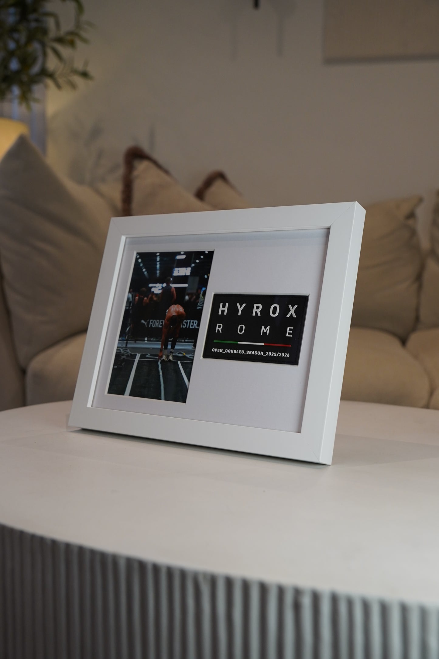 FINISHER PATCH FRAME IN WHITE (25/26 Season)