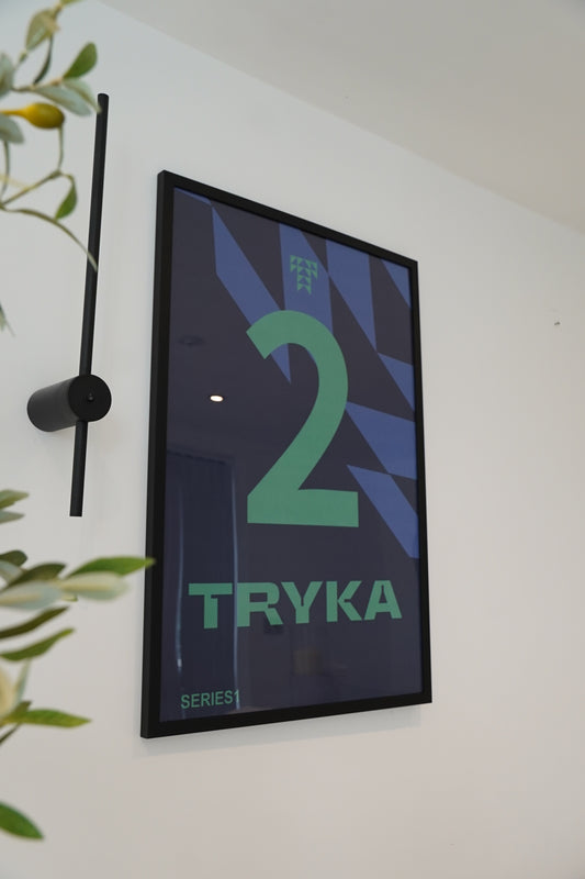 TRYKA PODIUM FLAG FRAME