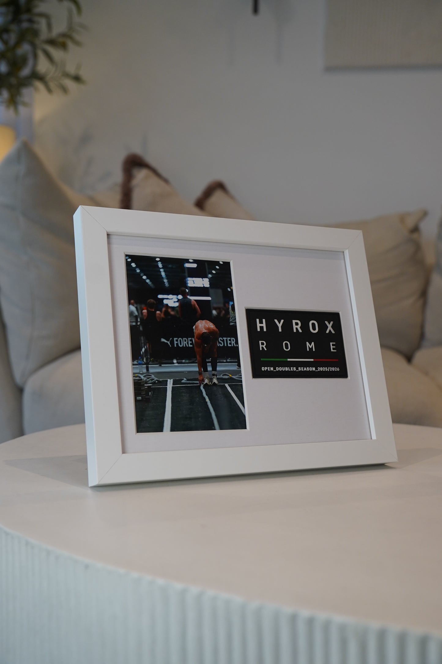 FINISHER PATCH FRAME IN WHITE (25/26 Season)